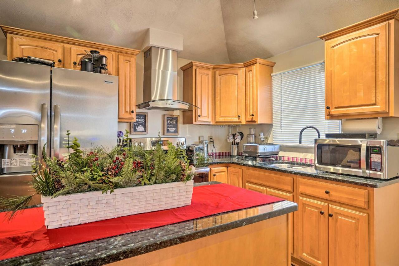 Charming Boston Area Home Less Than 1 Mi To Revere Beach! エクステリア 写真