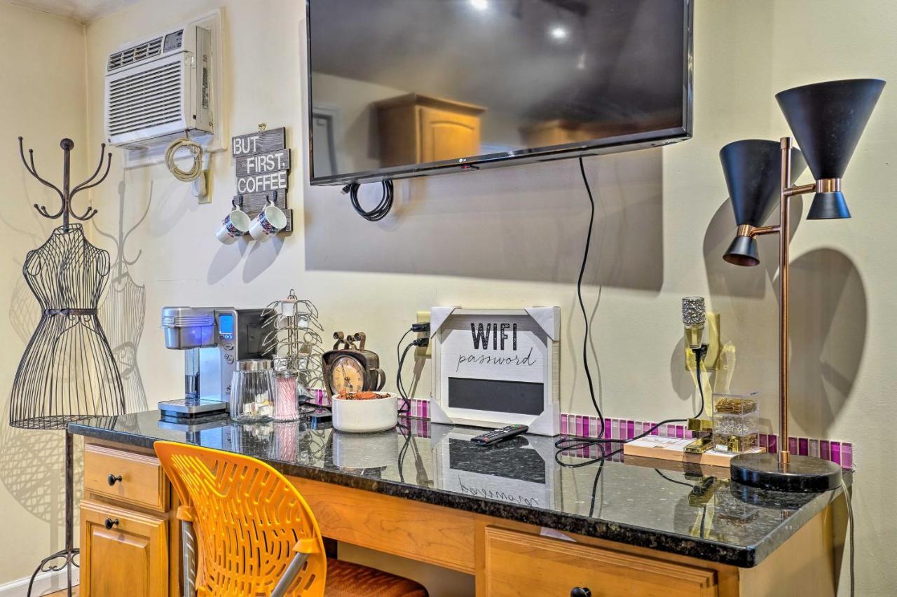 Charming Boston Area Home Less Than 1 Mi To Revere Beach! エクステリア 写真