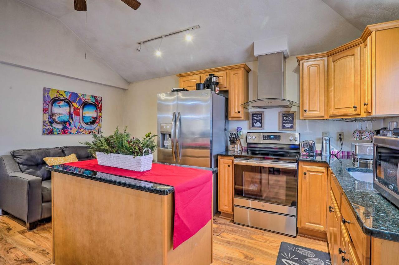 Charming Boston Area Home Less Than 1 Mi To Revere Beach! エクステリア 写真